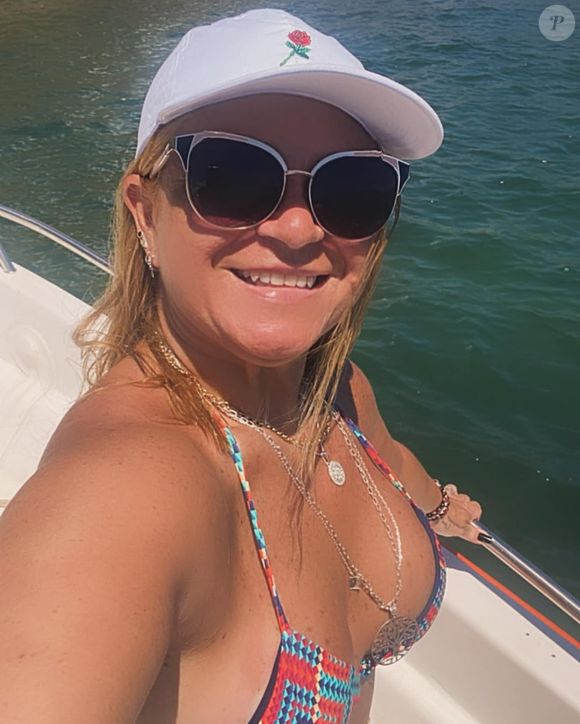 Debora Maia foi encontrada no banheiro pela empregada doméstica