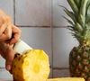 Frutas como kiwis, cerejas ácidas, uvas e abacaxis são excelentes fontes de melatonina