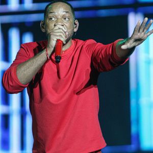 Will Smith também fez piada com a quantidade chocante de óleo de bebê - cerca de mil frascos - que a polícia entrou na mansão do rapper: ‘Eu nem gosto de óleo de bebê’