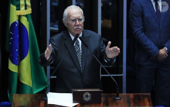 José Sarney ‘ficou bastante abalado, com medo, e foi para o lado religioso’, conta Roseana em entrevista ao jornal O Globo
