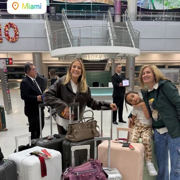 Ticiane Pinheiro está com a família em viagem internacional