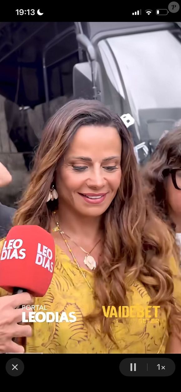 Viviane Araújo grava Três Graças' como a manicure Consuelo