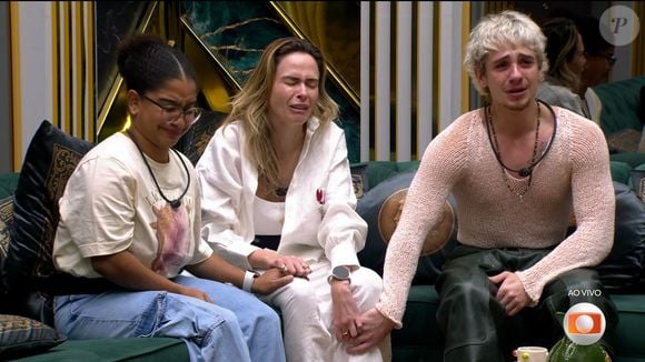 Ana Paula Renault, Juliano e Milena se emocionaram  com o desabafo de Tadeu Schmidt