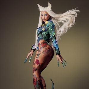 A fantasia de Elfa de Sabrina Sato esbanjou sensualidade