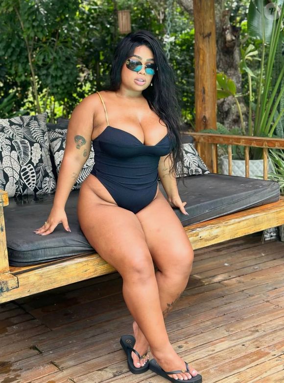 A presença de Belle Daltro entre os possíveis nomes do BBB reacende discussões sobre estereótipos regionais, cancelamento e autenticidade no reality show da Globo. Baiana, jovem e com milhões de seguidores, ela representa uma nova geração de influenciadores que transformaram a própria rotina em entretenimento digital