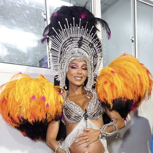 Com Brunna Gonçalves de musa, a Beija-Flor homenageia o legado de Laíla, um dos diretores carnavalescos mais importantes da história do Carnaval. Ele morreu em 2021