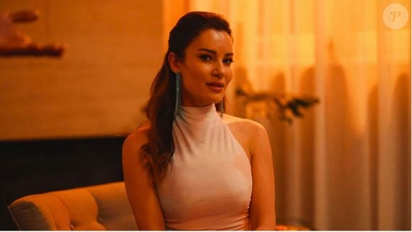 Hande se encontra com Met e acabam se envolvendo romanticamente.