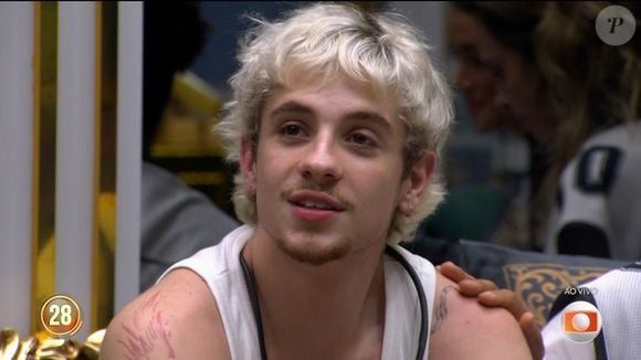 Juliano Floss escapou do Paredão e na mesma noite caiu em outro com Ana Paula Renault no 'BBB 26'