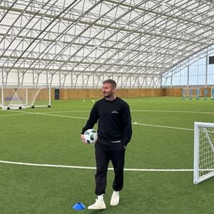 David Beckham, atualmente com 50 anos, se aposentou do futebol em 2013