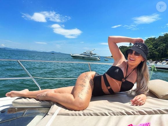 Nas redes sociais, Andressa Urach viu uma forma de ganhar mais dinheiro