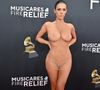 Bianca Censori deixou suas partes íntimas à mostra com um vestido transparente e virou assunto na web