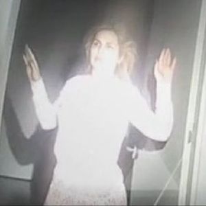Deolane Bezerra foi presa em casa, ainda de madrugada