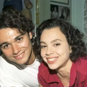 Carla Marins viveu a rebelde Joyce da novela 'História de Amor'