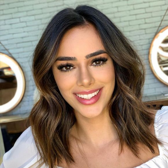 Bruna Biancardi escolheu o corte bob com textura para as madeixas