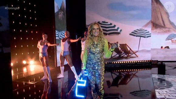 Mãe de Ticiane, Helô Pinheiro participou da apresentação