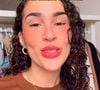 Lívian Aragão compartilhou no TikTok uma dica de perfumaria para quem procura uma fragrância versátil e marcante. A influenciadora classificou o perfume como um verdadeiro 'coringa" para diferentes momentos e afirmou que ele faz parte do "gabarito das cheirosas'