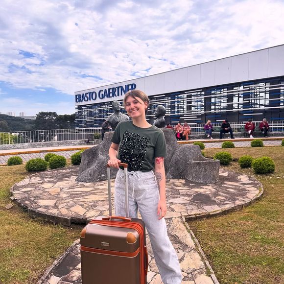 Isabel Veloso está na UTI, um mês passar por transplante de medula