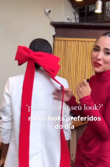 Em evento, Jade Seba filmou look de Jarica Doce, elogiou look da influenciadora, mas não se apresentou