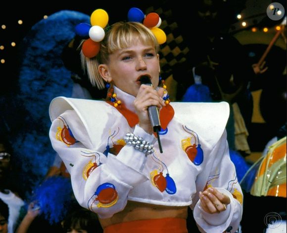 'Senna mandava seus assessores ligar diariamente para Xuxa com o intuito de participar de seu programa ('Xou da Xuxa')', disse a revista 'Contigo'