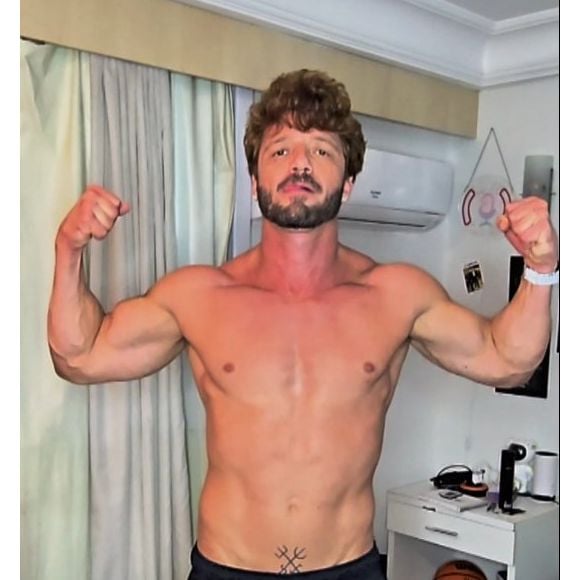 Diogo Venturieri admitiu que a entrada no universo pornô era uma forma de alavancar a carreira