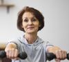 O pilates melhora postura e flexibilidade, mas não gera estímulo suficiente para eliminar a flacidez nos braços sozinho