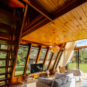 Para Yanna Lavinge, a natureza convida ao silêncio, à escuta, ao cuidado.