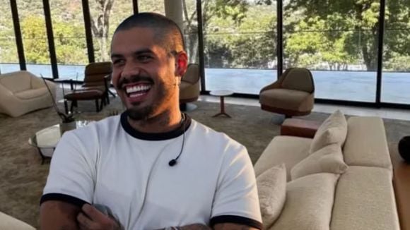 Cinema privativo, R$ 27 milhões e 3.430 m²: Zé Felipe vende mansão de luxo em Goiânia - e próximo destino será morar de aluguel