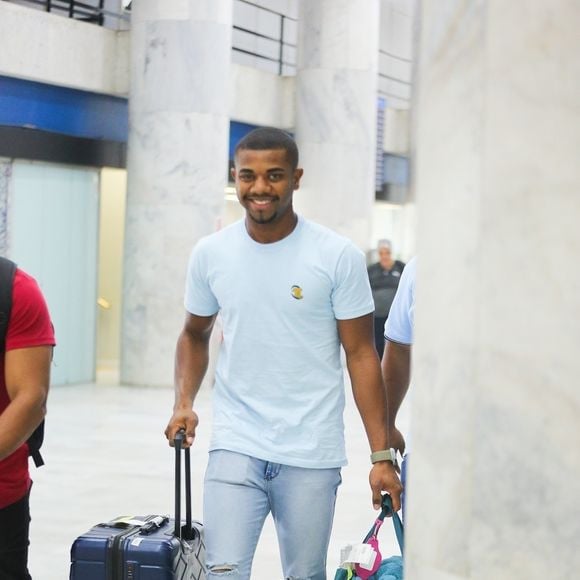 Campeão do BBB 24, Davi Brito e sua família foram chamados de 'trapaceiros' por sua ex-assessora