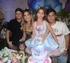 Deolane Bezerra também é mãe de Giliard (18) e Kayky (16)