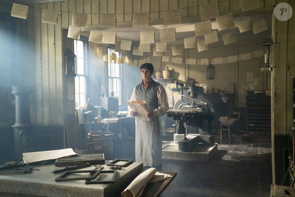 Calam Lynch interpretou Theo Sharpe na 2ª temporada de 'Bridgerton' e deixou a série depois do fim do arco dele com Eloise