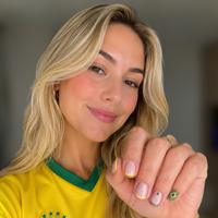 Francesinha, verde folha e amarelo manteiga: tendências de unhas para torcer pelo Brasil; manicure revela as nail arts elegantes que serão destaque na Copa do Mundo 2026