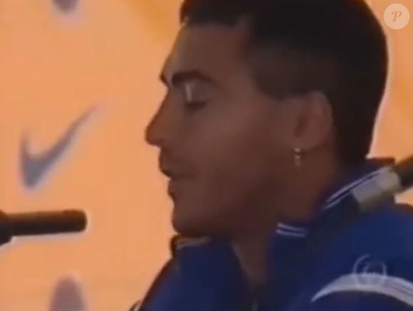 Corte na Copa: Romário chorou ao deixar a seleção perto do Mundial de 1998 em situação de grave lesão, semelhante a de Neymar