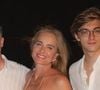 Filho de Angélica e Luciano Huck, Joaquim completa 20 anos e recebe homenagem emocionante dos pais com fotos raras