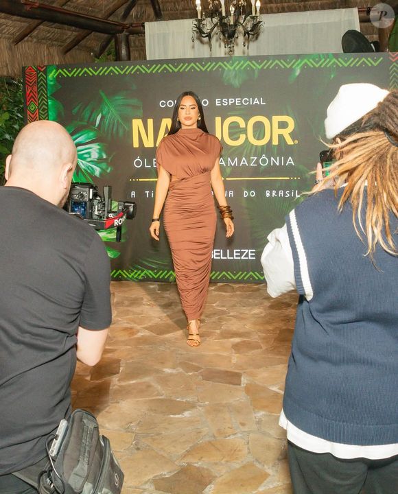 Isabelle Nogueira também é musa da Grande Rio, escola de samba do Rio de Janeiro