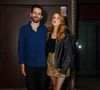 Dani Calabresa e o marido decidiram alugar um apartamento no RJ enquanto o imóvel que pertence a eles passava por obras em SP