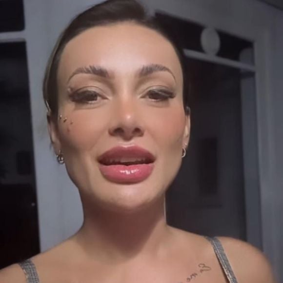 Andressa Urach explicou nesta quarta-feira (02) que descobriu após sinais de atraso no desenvolvimento.