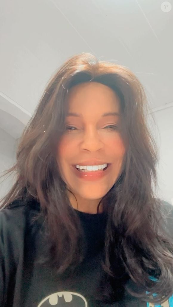 Silvânia Aquino ao deixar a banda Calcinha Preta se classificou como pessoa 'verdadeira, emotiva e convicta' de suas atitudes