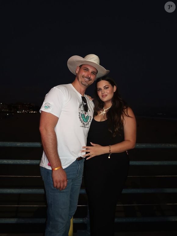 Alexa e Brennon Lemieux, conhecidos por protagonizarem a terceira temporada de "Casamento Às Cegas", anunciaram o fim do casamento