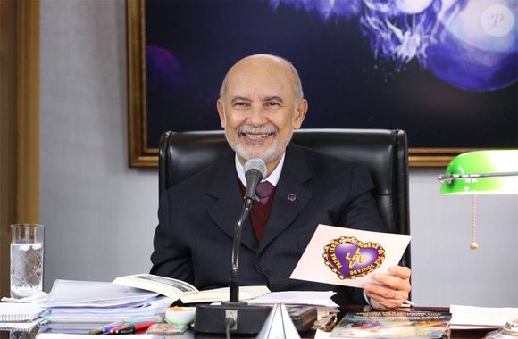 Paiva Netto é presidente da Legião da Boa Vontade (LBV)