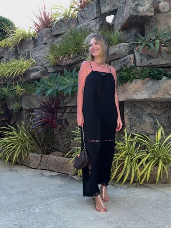 Ex-cunhada de Virginia, Thais Gebelein curtiu post onde se lia 'uma mulher pode atrair olhares pelo exagero e pela vulgaridade' com fotos da apresentadora do SBT