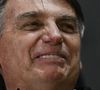 Jair Bolsonaro acreditava estar ouvindo vozes vindas do aparelho, segundo pessoas próximas à família