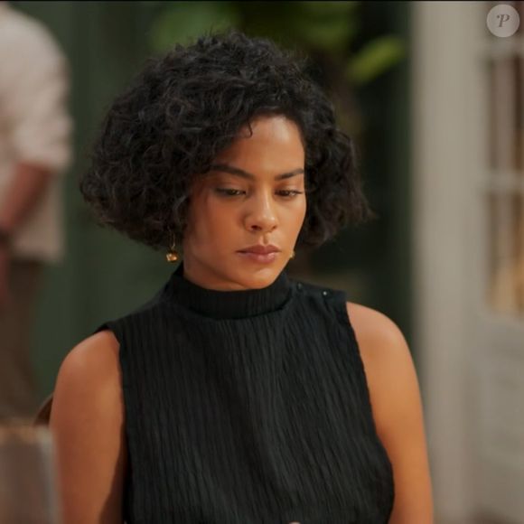 Maria de Fátima em 'Vale Tudo', Bella Campos disse para a coluna do Jornal Extra: 'Eu, enquanto uma atriz jovem e negra, ciente do meu papel, penso que quando abrimos essa reflexão num remake, temos a força de transformar e modificar o pensamento de toda uma nova geração'