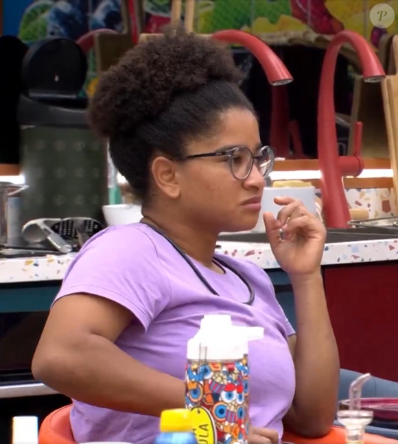 'Você acha que ele estava possuído?': pergunta de Milena após a convulsão de Henri Castelli gera forte reação nas redes sociais.