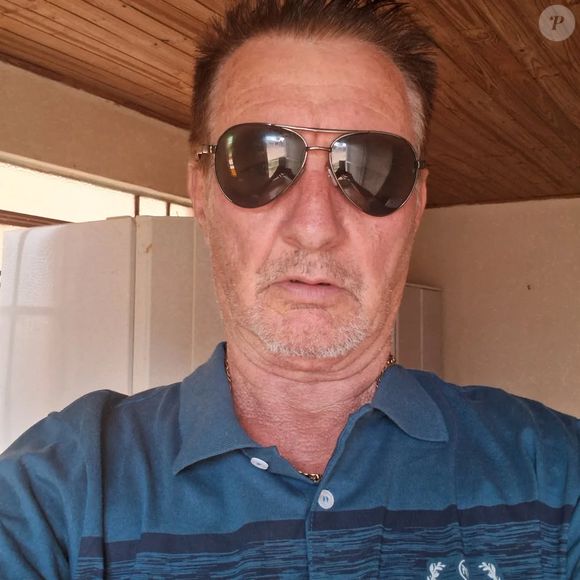 Pai de Andressa Urach resgatou uma foto com a herdeira famosa e postou o registro no Instagram com uma legenda bastante sugestiva