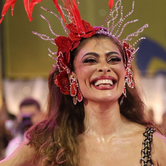 Retorno de Juliana Paes, Lore Improta grávida e mais: os looks das famosas no minidesfile das escolas de samba do Rio para o Carnaval 2026