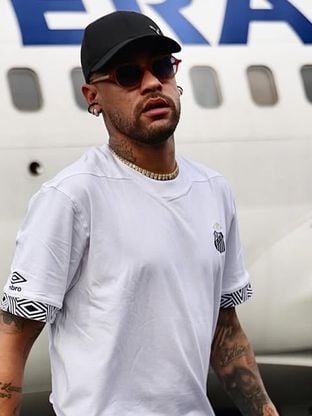 Avaliado em R$ 250 milhões, avião de Neymar paga diária mais caríssima; veja!