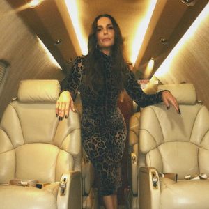 Cantora Ivete Sangalo costuma utilizar jatos executivos para cumprir agenda intensa
