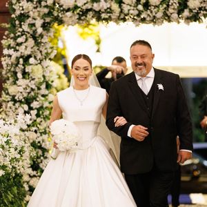 Casamento de Samara Pink, sócia de Virginia, e Thiago Stabile aconteceu em igreja de São Paulo em 13 de março de 2025