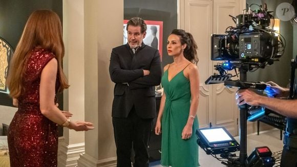 O que acontece com Santiago Ferette (Murilo Benício) em 'Três Graças'?