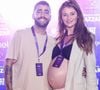Pedro Scooby e Cintia Diecker: crise no casamento de 7 anos? Surfista e atriz em foto de arquivo
